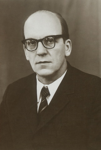 zhirmunsky av 1972